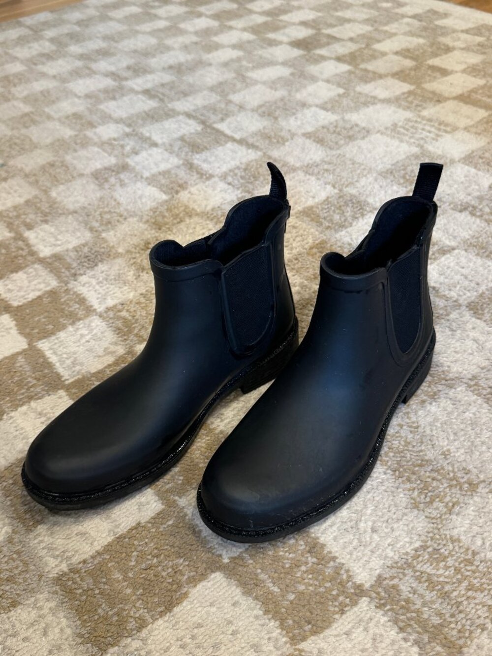 Madewell Chelsea Rain Boots (Waterproof) – Size 9 + Superfeet Insoles